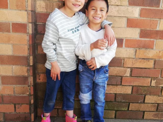 hermanos
