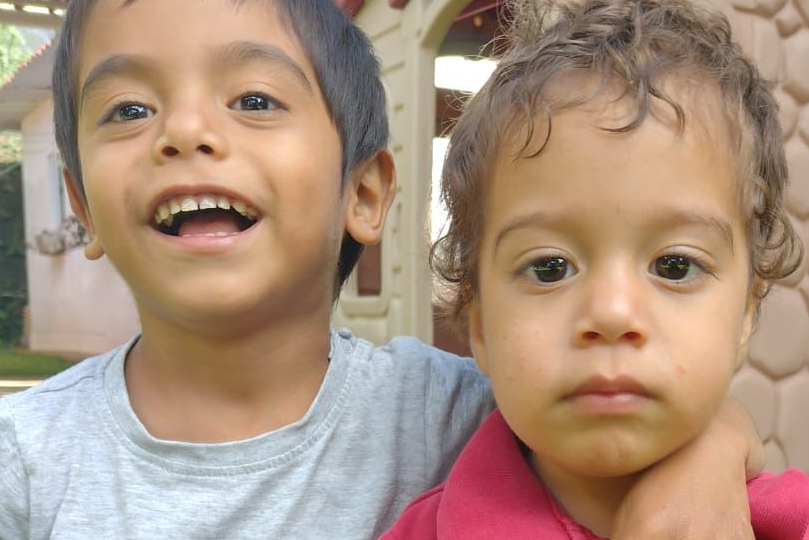 HERMANOS PIRIL