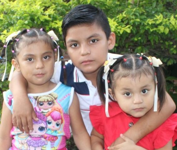 HERMANITOS SIS MILIALN- DELEGACION DE B..V.