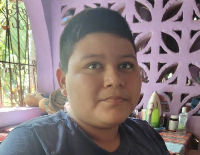 FOTOGRAFIA DE NNA JOSE ALBERTO REYES YOC. 16 AÑOS.