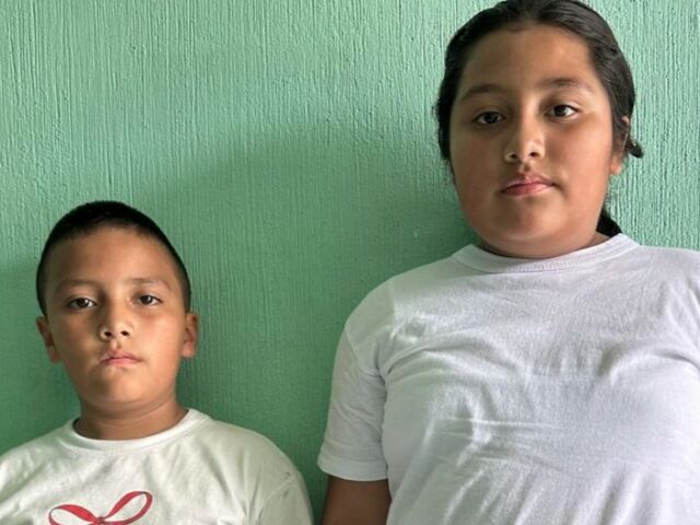 FOTOGRAFIA DE HERMANOS BARRIOS VILLAGRA. FORMATO JPG